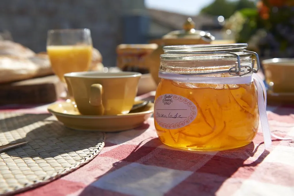 Bonjour Haut Bed & Breakfast La Barthe France