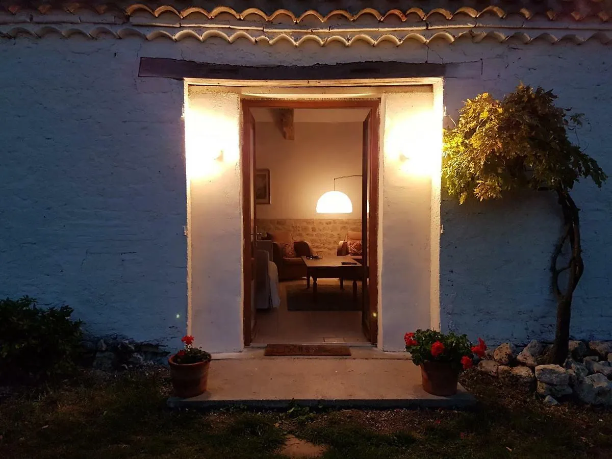 Labarthe Bonjour Haut Bed & Breakfast